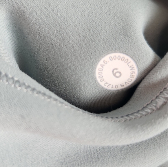 Lululemon Invigorate High-Rise Crop Tights Leggings Running Pants 2022 Size 6 - Picture 10 of 10